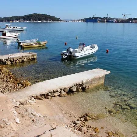Lägenhet With A Parking Space Losinj, Losinj - 21194 *