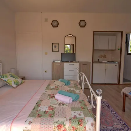With A Parking Space Losinj, Losinj - 21194 Apartament