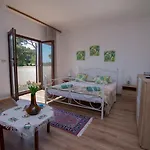 Apartment With A Parking Space Losinj, Losinj - 21194