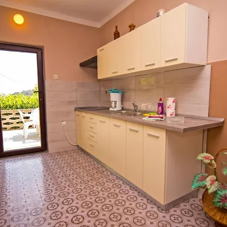 With A Parking Space Losinj, Losinj - 21194 *