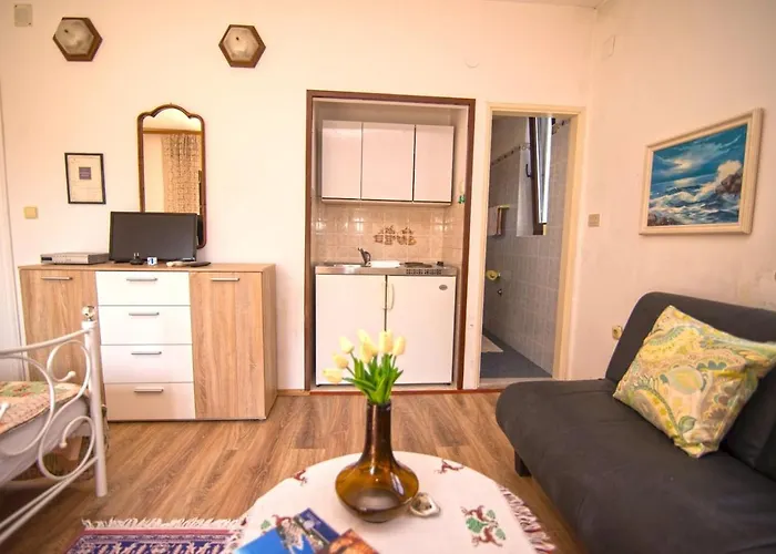 With A Parking Space Losinj, Losinj - 21194 Lägenhet *